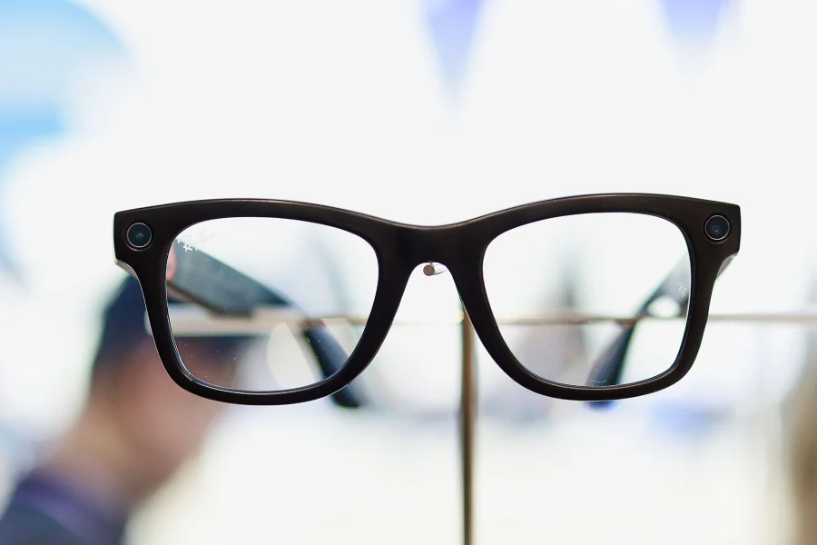 Warning Meta Smart Glasses Facial Recognition Sparks Predator Fears