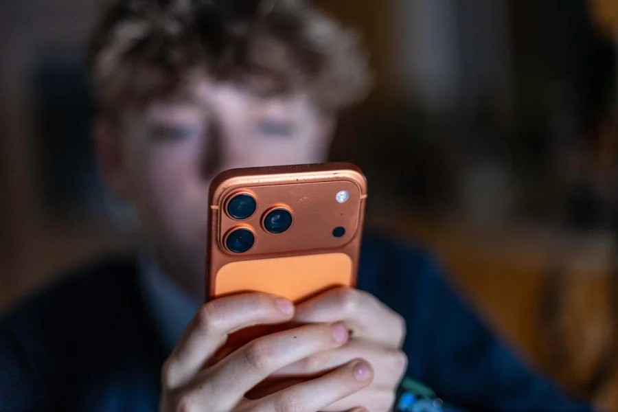 New Teen Social Media Report Reveals Surprising Mental Health Impact