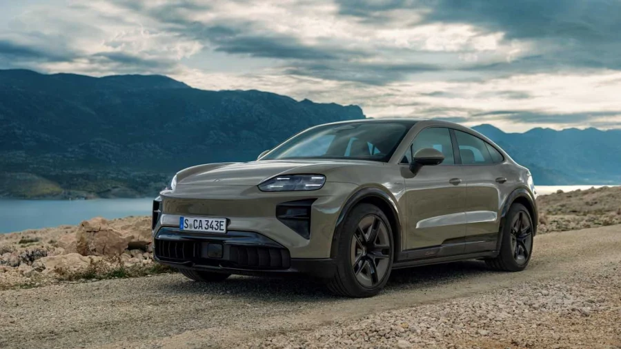 Porsche Cayenne Turbo Electric 0-60 in 2.5s