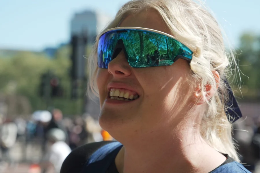 AI Smart Glasses Help Visually Impaired Runner in London Marathon