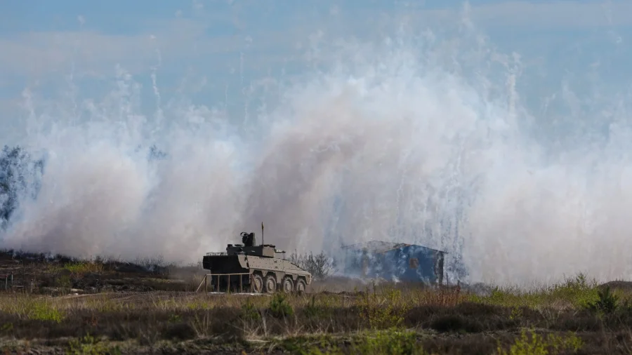 Trump Cuts Germany Troops Beyond 5000