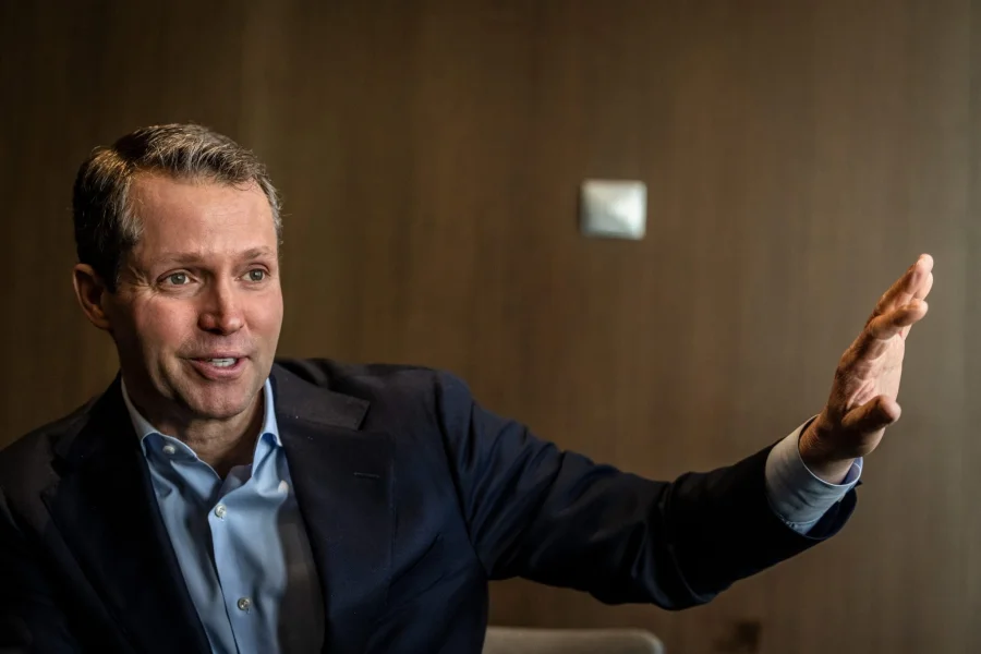Nokia CEO AI Warning: Change Work Now
